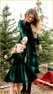 La La Lady Dress In Emerald  Weihnachtsgarderobe Mutter
