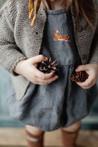 La Petite Alice // Leinenkleidung Für Kinder Via Etsy  A