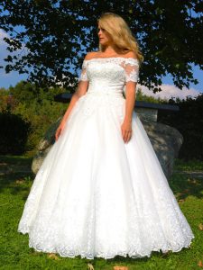Luxus Brautkleid Hochzeitskleid Neu Braut Spitze