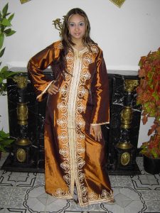 Moderne Abaya Orientalische Kleidung Bei Egyptbazarde