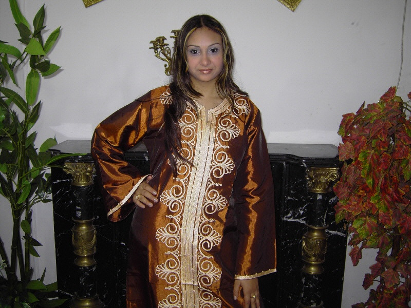 Moderne Abaya Orientalische Kleidung Bei Egyptbazarde
