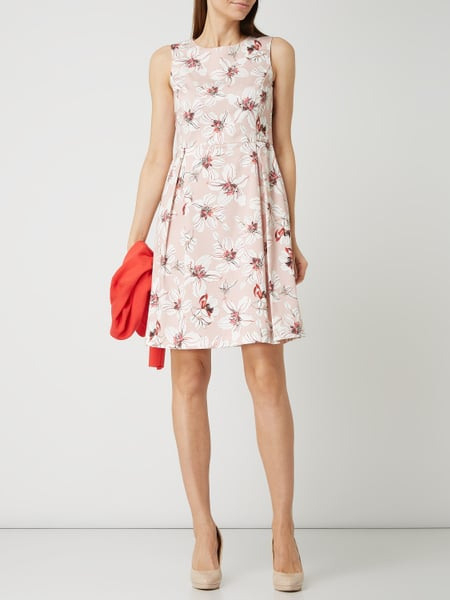 Montego Kleid Mit Floralem Muster In Rosé Online Kaufen