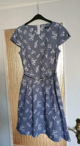Orsay Kleid Sommerkleid Hellblau Blau Weiß Geblümt 34 Xs