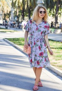 Outfit Zara Blouse Dress With Flowers And Stripes Furla