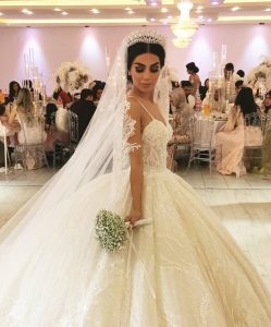 Pin Von Dokhtarana👑 Auf Afghan Wedding In 2020  Kleider