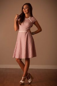 Rosa Kleid Kombinieren Welche Schuhe Passen Zu Rosa Kleid