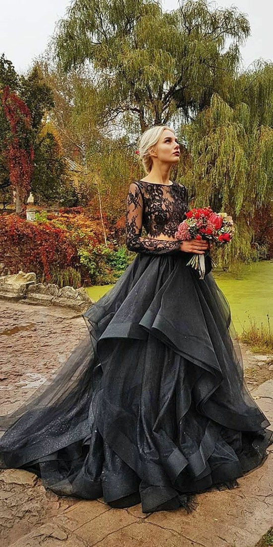 Schwarzes Brautkleid Für Die Moderne Braut