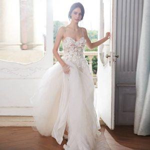 Sie Die Schönsten Brautkleiderbrautjungfernkleider