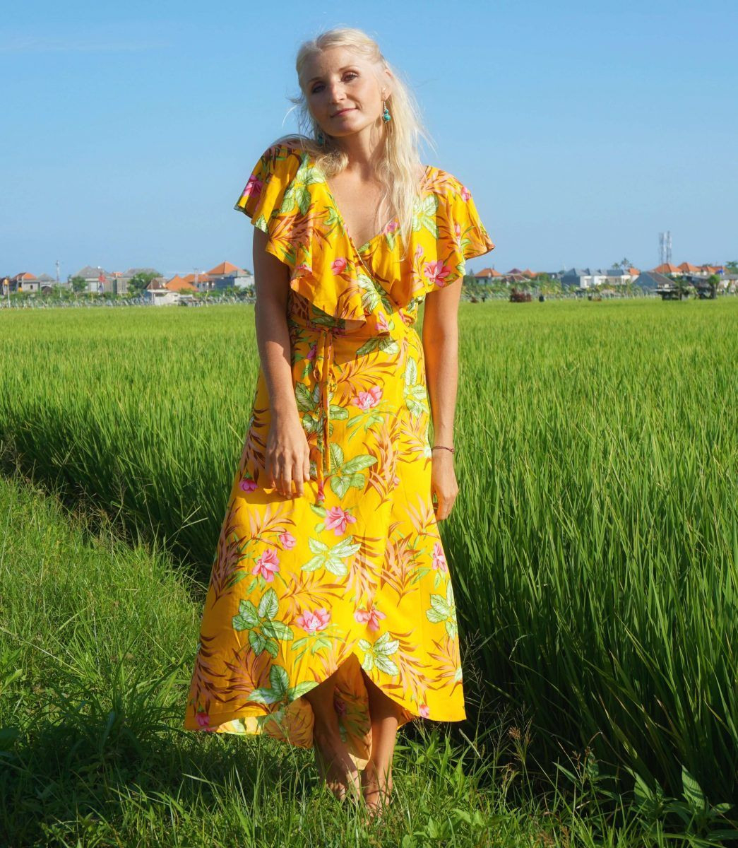 Sommer Blumen Wickel Kleid Im Boho Ibiza Style Gelb