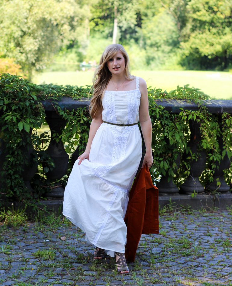 Sommermusthave Weißes Maxikleid  Modeblog Köln