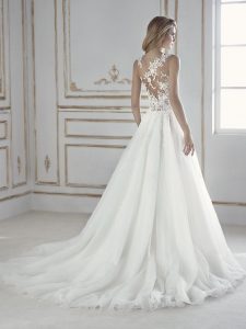 Sophisticated Elegant And Very Stylish Gowns  Bridal And