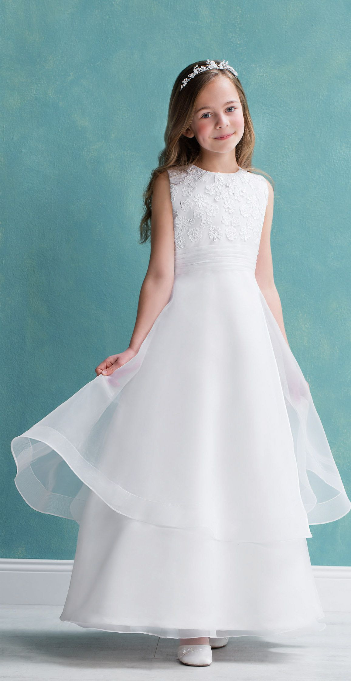 Stunning Lace And Organza Dress The Tulle Underskirt Adds