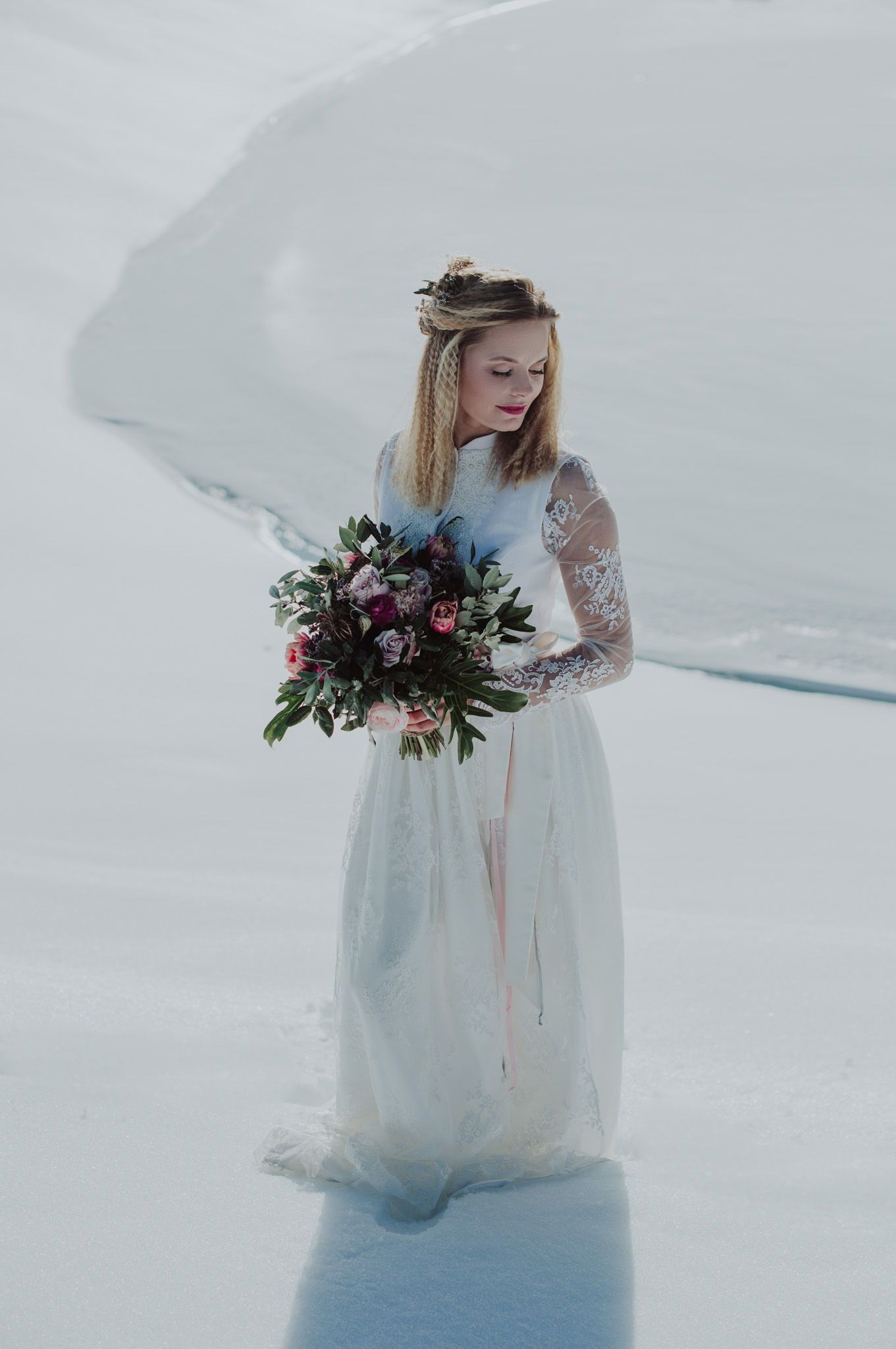 Trachtenhochzeit Im Winter  Braut Dirndl Dirndl Hochzeit