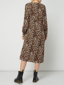 Vila Kleid Mit Leopardenmuster In Weiß Online Kaufen