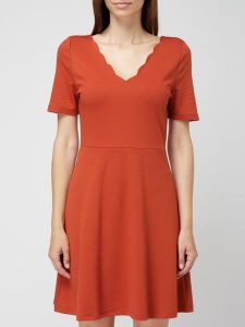 Vila Kleid Mit Vausschnitt In Rot Online Kaufen 1001114