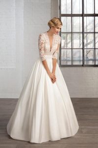 Vintage Schnitt Für Dieses Hübsche Hochzeitskleid