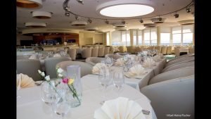 Warnemünde Neptun Hotel Sky Bar Hochzeitslocation Mieten