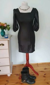 Atemberaubendes Schwarzes Enges Sexy Kleid Xs Fake Leather